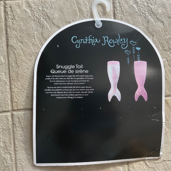 Cynthia Rowley Mermaid Snuggle Tail,  Blanket Sleeping Bag, One Size, for kids - Picture 10 of 14